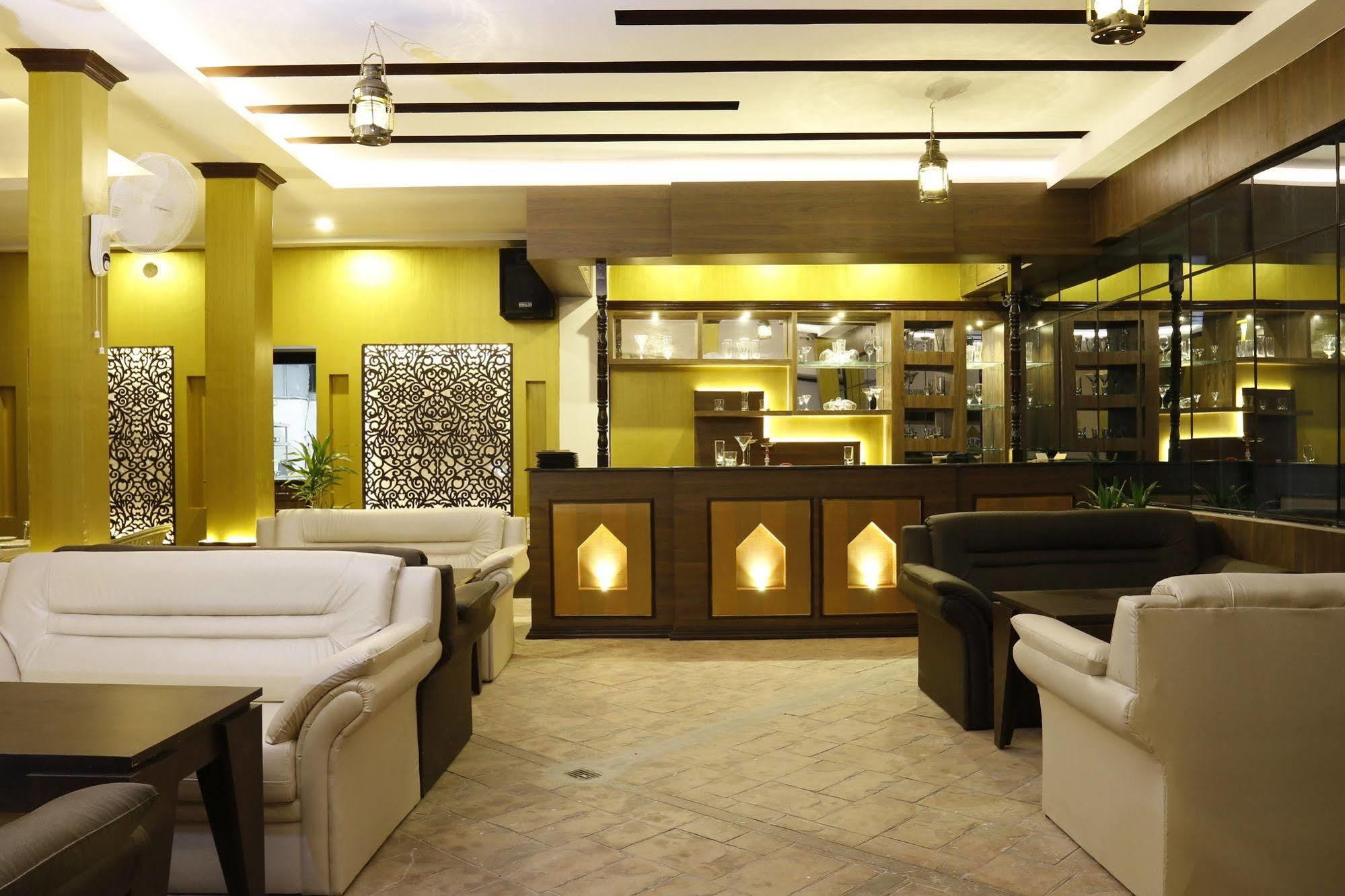 Mirage Lords Inn Kathmandu Esterno foto