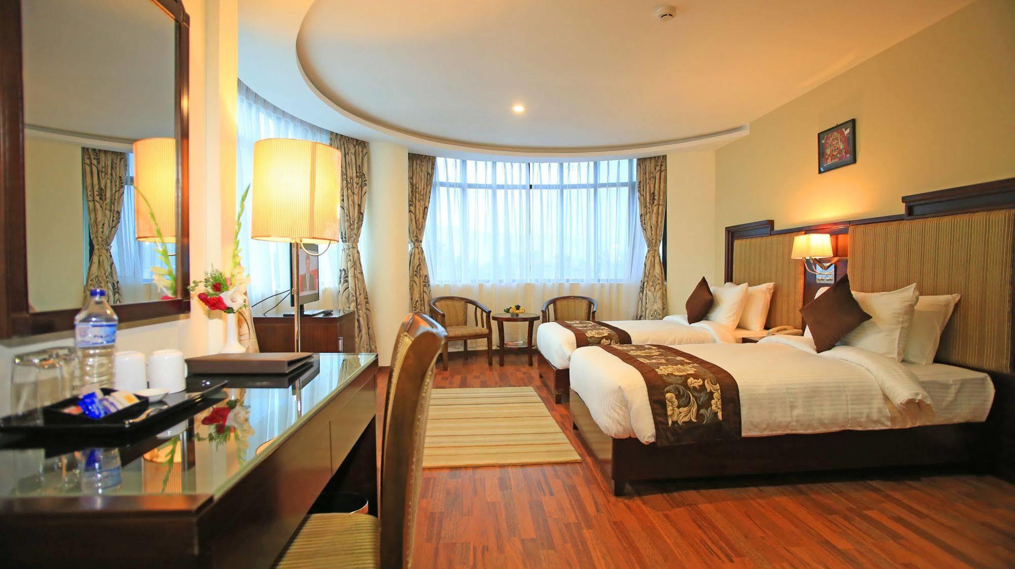 Mirage Lords Inn Kathmandu Esterno foto